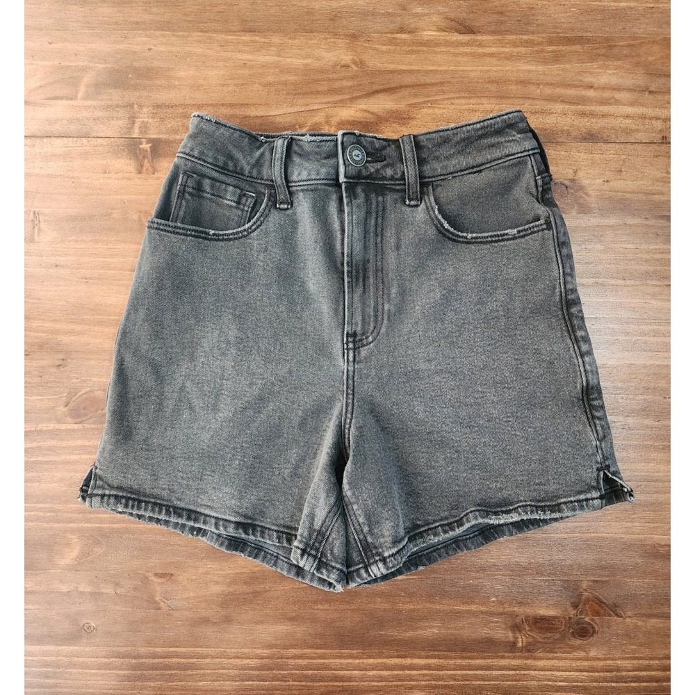 Hollister 90s Grunge Mom Shorts Ultra High Rise Raw Hem Size 000 Washed Black